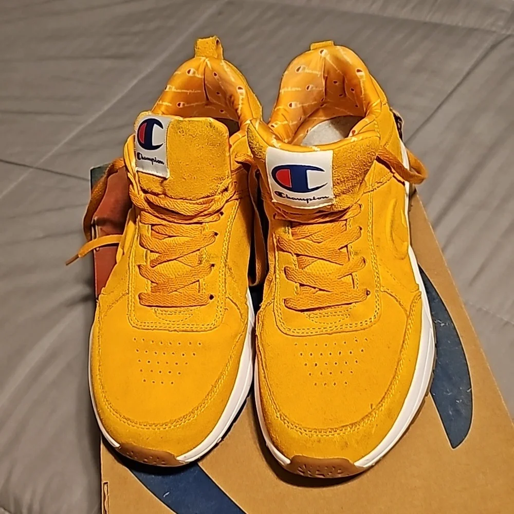 Champion shoes - Picture 5 of 9